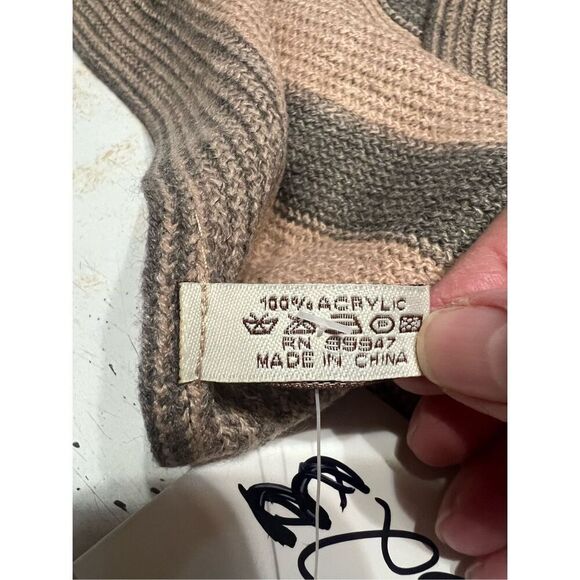 Avaly Fashion Sweater Poncho One Size Grays/Beige NWT - Picture 4 of 5